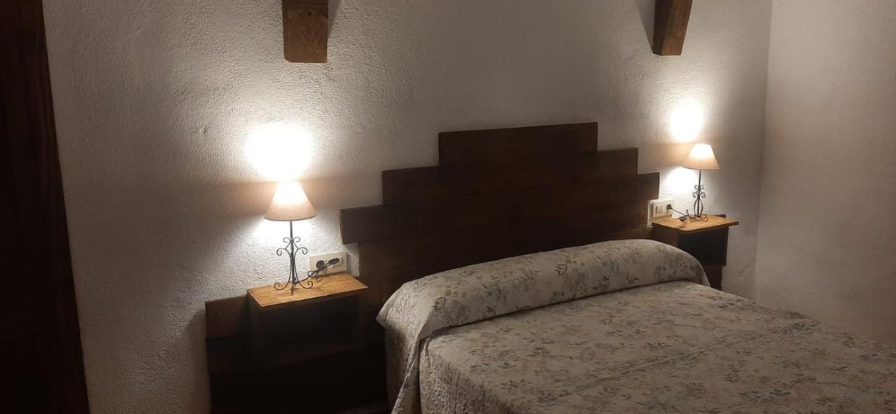 Casa Cueva El Almendro Pensionat Pegalajar Exteriör bild