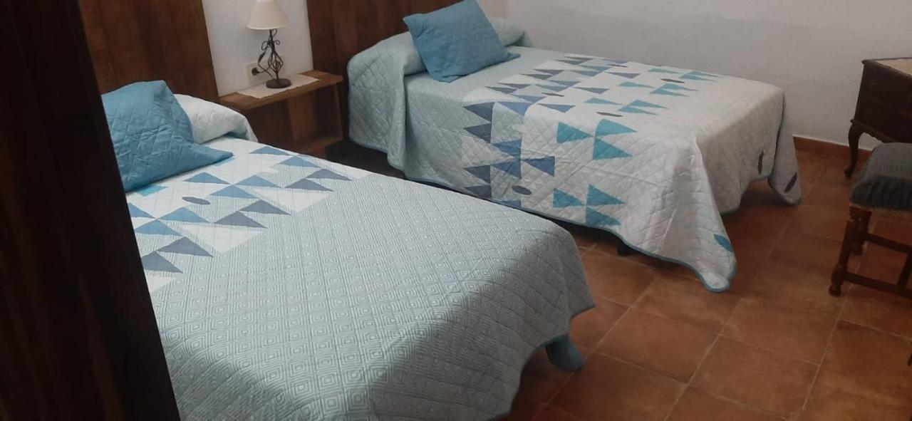 Casa Cueva El Almendro Pensionat Pegalajar Exteriör bild